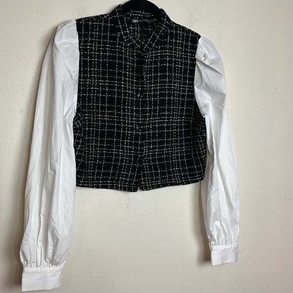 ZARA Black & White Plaid Cropped Vest with White Puff Sleeves - Picture 7 of 11